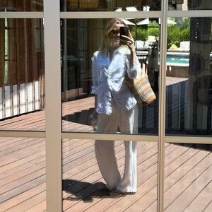 Meet your Posher, Ieva